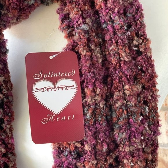 NWT! Winter Bundle: Scarves, Beanie & Gloves - Picture 9 of 9